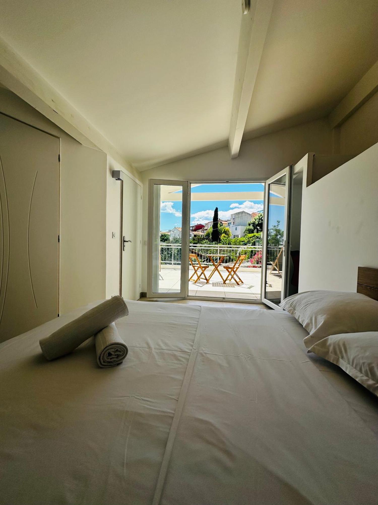 Les Luxueuses Terrasses Du Roucas Villa Marseille Exterior photo